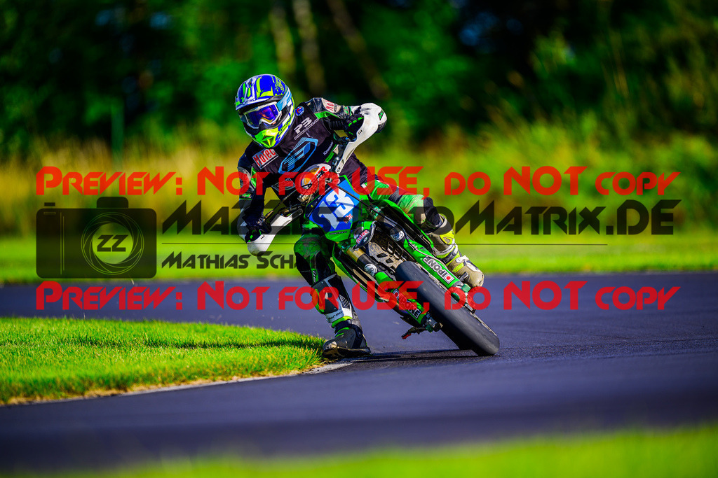 MaZZes_FotoMatrix_240713_6007705_2539 | UE40