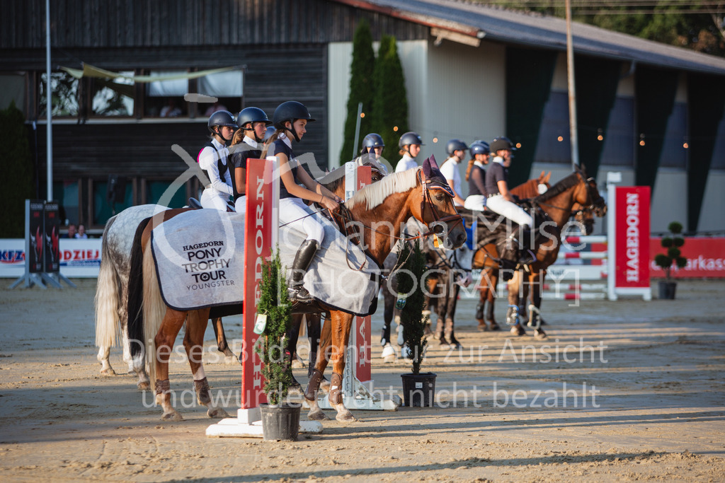 220825_Delbrueck_PonyTrophy-255 | Deine schönsten Turniermomente als professionelle Fotos! Entdecke hochwertige Pferdesport-Fotografie im Online-Shop. Jetzt Fotos finden & bestellen!
