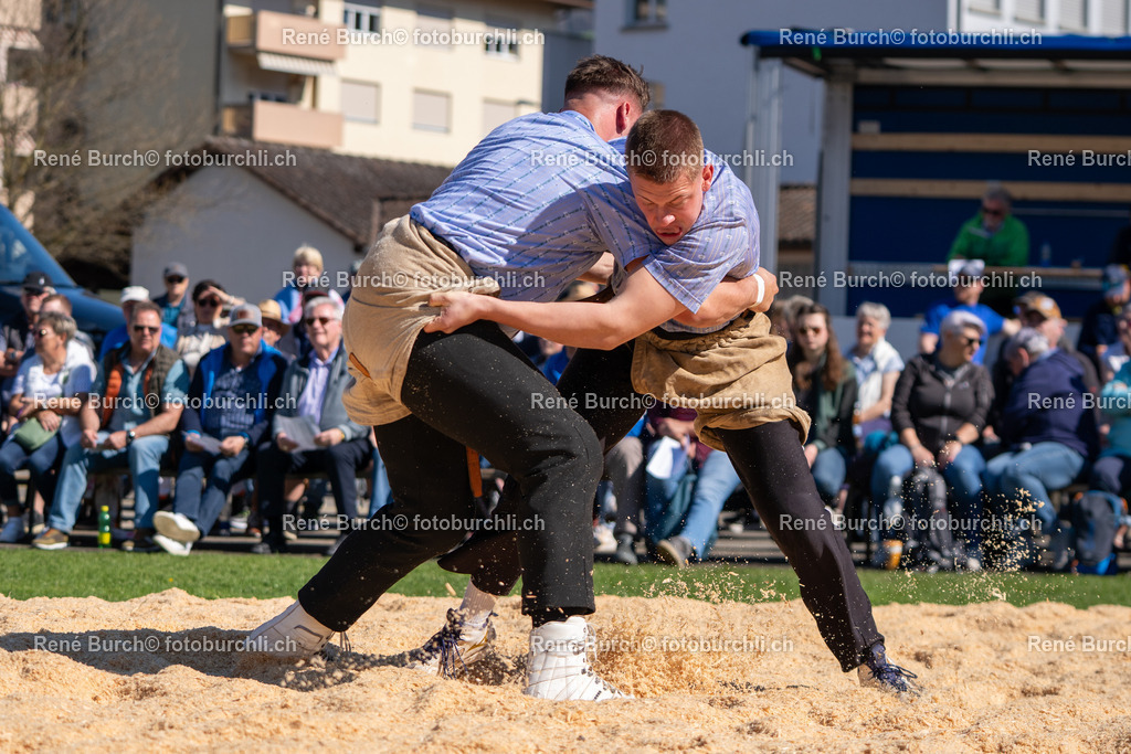 BUR09683 | René Burch leidenschaftlicher Fotograf aus Kerns in Obwalden.  Hier finden sie Sport, Landschaft und Natur Fotografie.
 - Realisiert mit Pictrs.com