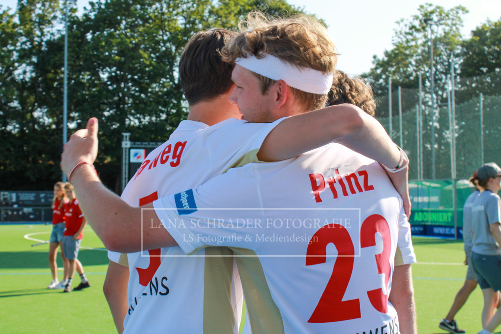 DM23 Finale Herren Mannheimer HC -  Rot-Weiß Köln 04.06.23-092 | lanaschraderfotografie - Realisiert mit Pictrs.com