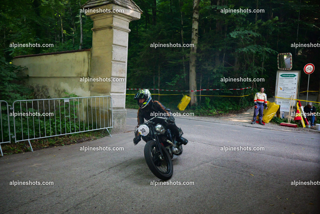 P1015049 | Erleben Sie atemberaubende, hochqualitative Fotos Ihrer Fahrt entlang der malerischen Alpenstraßen. Besuchen Sie alpineshots.com, um professionelle Aufnahmen Ihrer unvergesslichen Reise zu finden und zu kaufen - Realisiert mit Pictrs.com