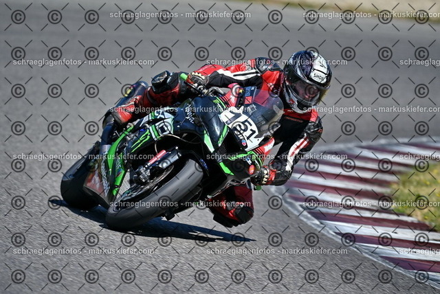 26bt04-0263 | markuskiefer.com - Realisiert mit Pictrs.com