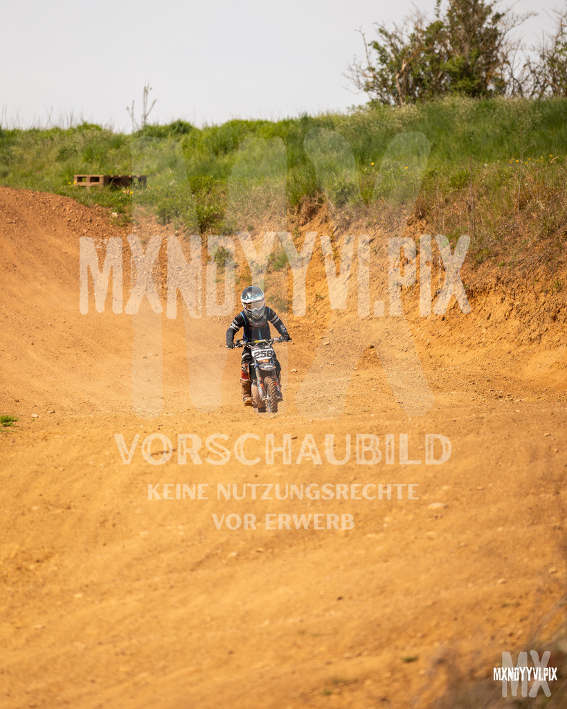 866A4260 | mxndyyvipix
