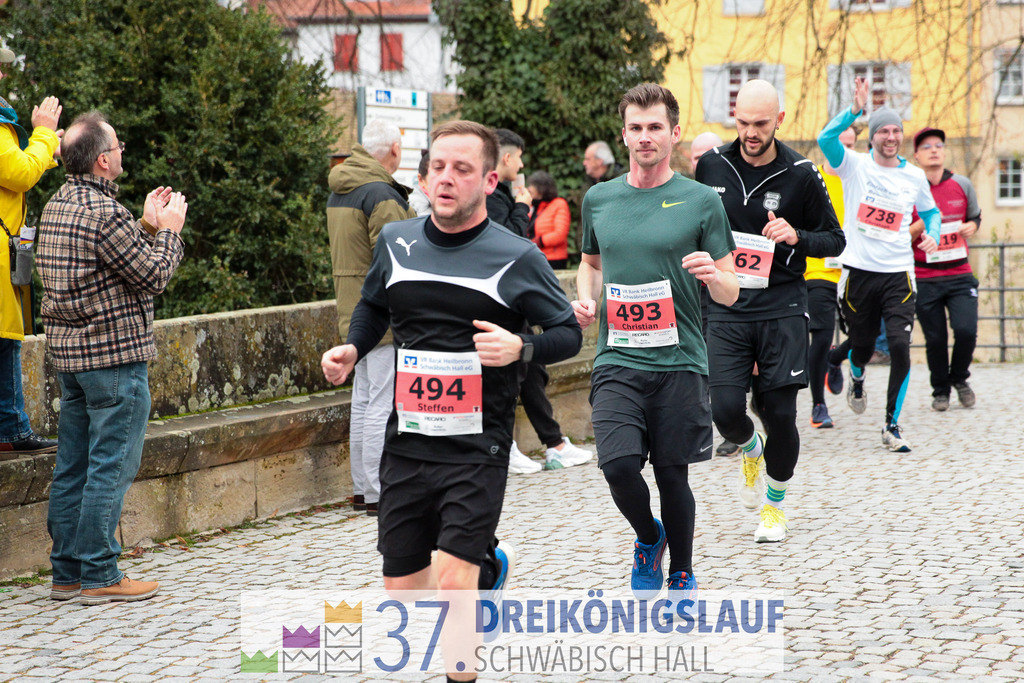 VR Bank Hauptlauf 10000m | 3 Koenigslauf 2023 - Realisiert mit Pictrs.com