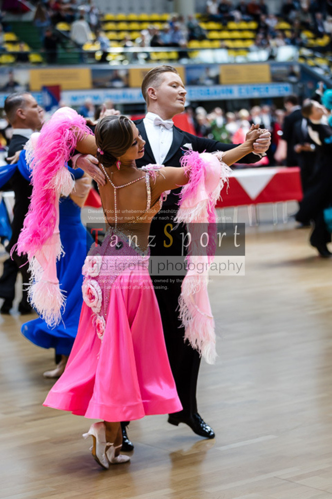 20250517_HessenTanzt_WDSF_IntOpen_Std_0644 | Tanzsportbilder, Standardtanz, Lateintanz, WDSF, DTV, LTVB, dancecomp, goc, hessen tanzt, blaues band der spree, walzer, tango, wiener walzer, slowfox, quickstepp, samba, rumba, cha-cha-cha, paso doble. jive, hd-kroft photography, turniertanzsport