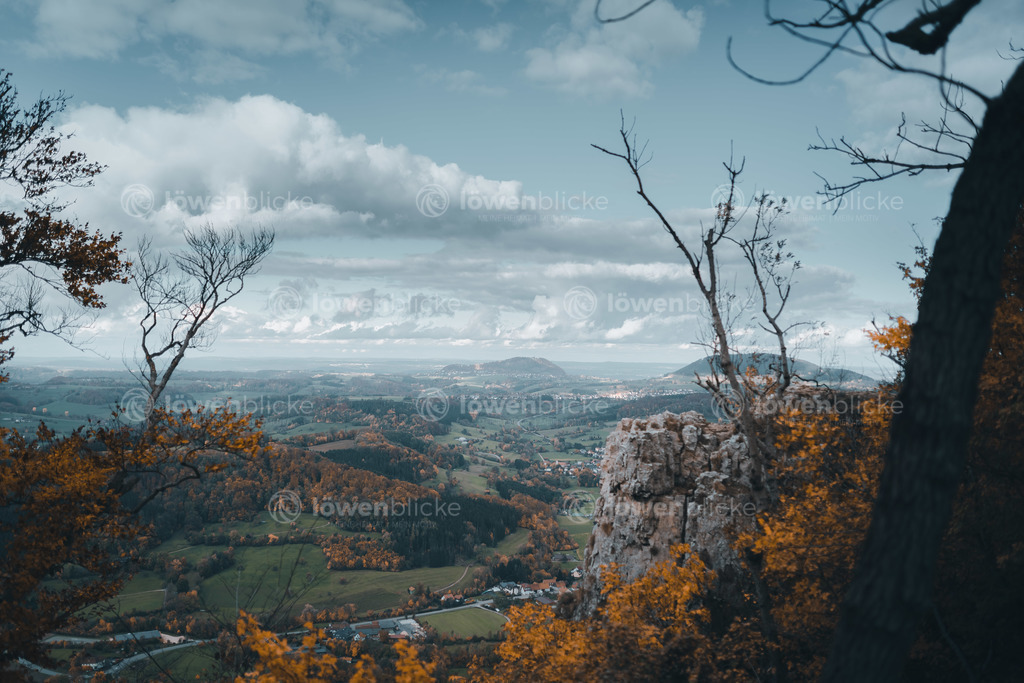 Maibachtal im Herbst mit Messelstein | löwenblicke | shop