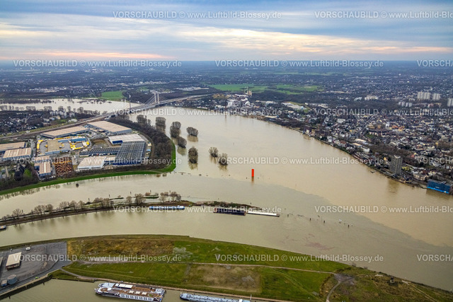 Duisburg231203331 | Luftbild vom Weihnachtshochwasser 2023 am Rhein, der Rhein tritt nach starken Regenfällen über die Ufer,  Ruhrort, Duisburg, Ruhrgebiet, Niederrhein, Nordrhein-Westfalen, Deutschland