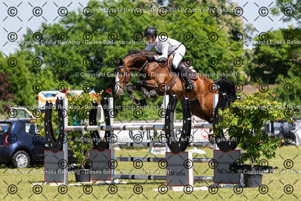 CL5A1246 | Emilia Reinking Fotografie - Realisiert mit Pictrs.com