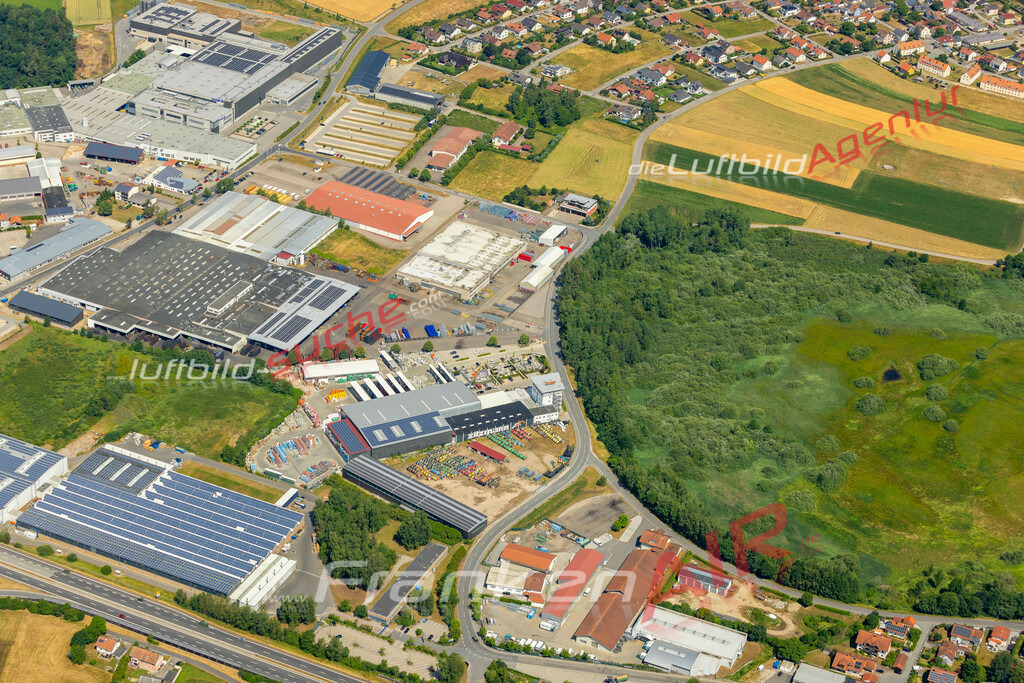 michelsdorf-cham-495-2023 | Das Luftbild zeigt : Michelsdorf Cham - Die Luftaufnahme wurde 2023 vom UL-Flugzeug aus erstellt ( keine Drohne ) - 
Hochauflösende Luftaufnahme - Für grossformatige Ausdrucke geeignet. Die Geschenkidee !
Mit Lizenz und Bildrechte bestellbar