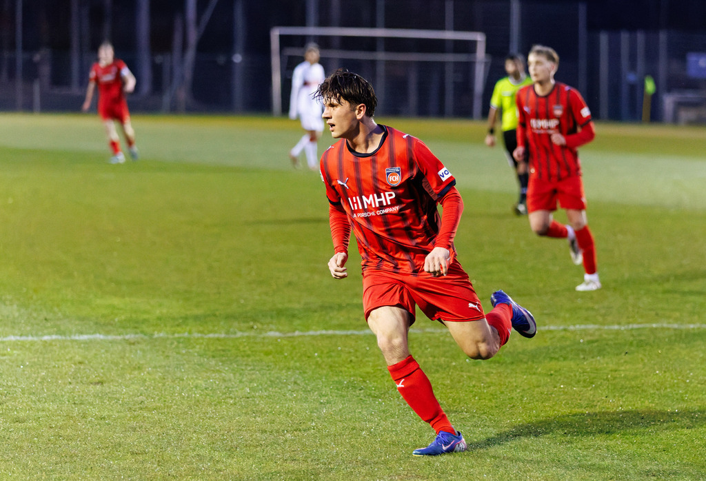 FCHVFB_260325_3-7 | 1.FC Heidenheim 1846 vs. VfB Stuttgart, Fußball, A-Junioren, Verbandspokal, 2025/2026, 25.03.2026 in Heidenheim, Rasenplatz, Walter-Birkhold-Jugendstadion(Foto: Michael Bulling) - Realisiert mit Pictrs.com