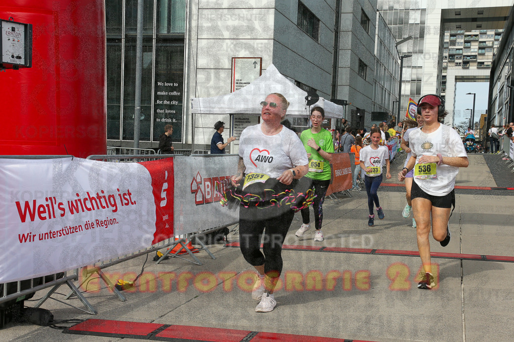 250920_1336_EX1_5752 | Sportfotografie im Rhein-Sieg Kreis, Köln, Bonn, NRW, Rheinland Pfalz, Hessen, etc. Unser Tätigkeitsfeld umfasst den Laufsport vom Volkslauf über den Marathon, Duathlon, Triathon bis zum Ultralauf wie Kölnpfad Ultra oder Schindertrail.
