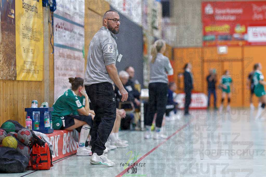 Jugenbundesliga wJB; HSG Kleenheim/Langgöns - SG Kappelwindeck/Steinbach | Jugenbundesliga wJB; HSG Kleenheim/Langgöns - SG Kappelwindeck/Steinbach am 23.11.2025 in Oberkleen (Weidig-Halle)Photo © 2025 - Jörg Heinrich - Realisiert mit Pictrs.com