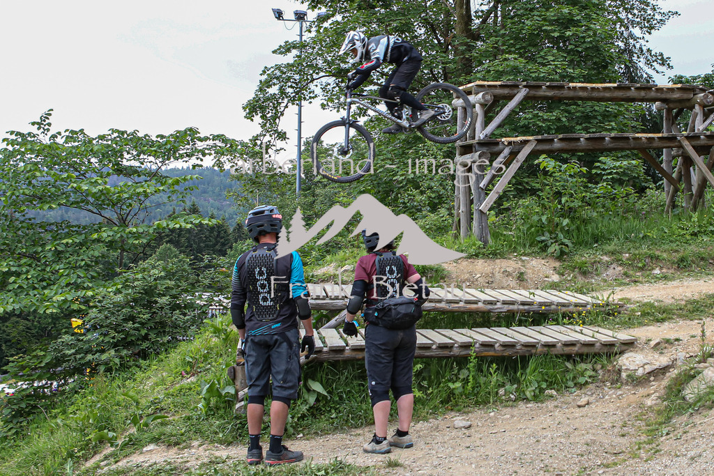 OE7A7213 | Szenen aus dem MTB und Downhill Tagesprogramm am Geisskopf