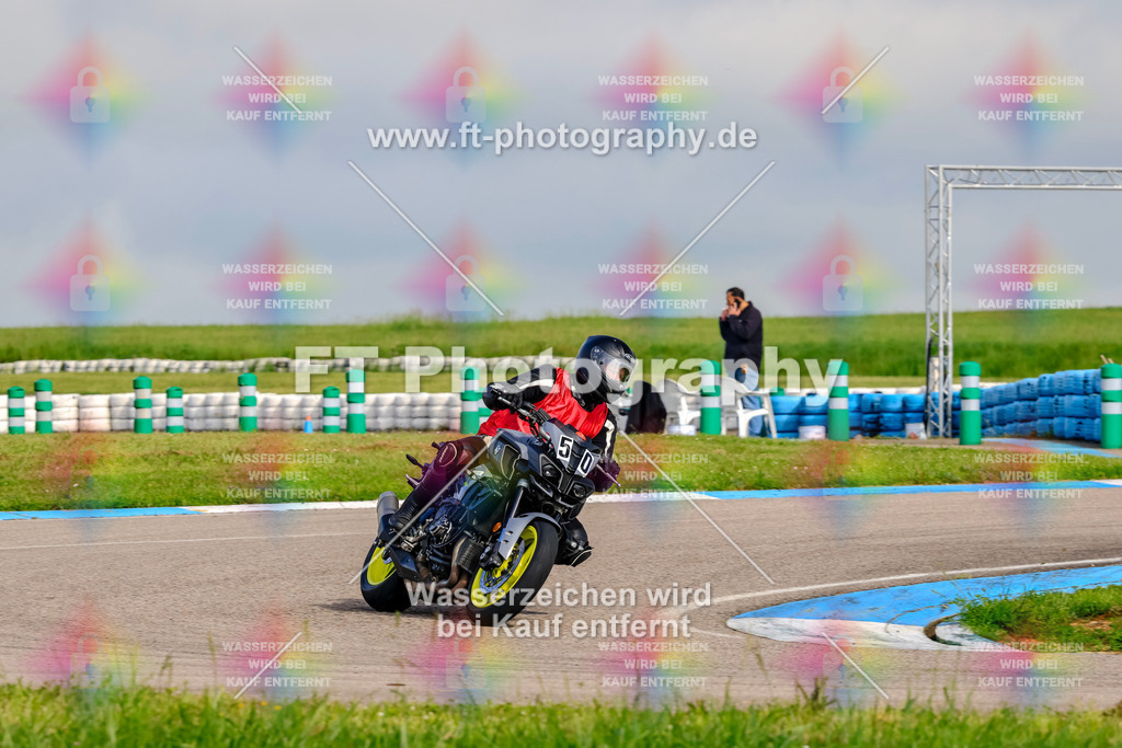 MotoTeam-8406 | Hier findet Ihr Bilder von Touristenfahrten auf der Nürburgring Nordschleife oder von anderen Veranstaltungen die ich besucht habe. Viel Spass beim Durch Schauen 