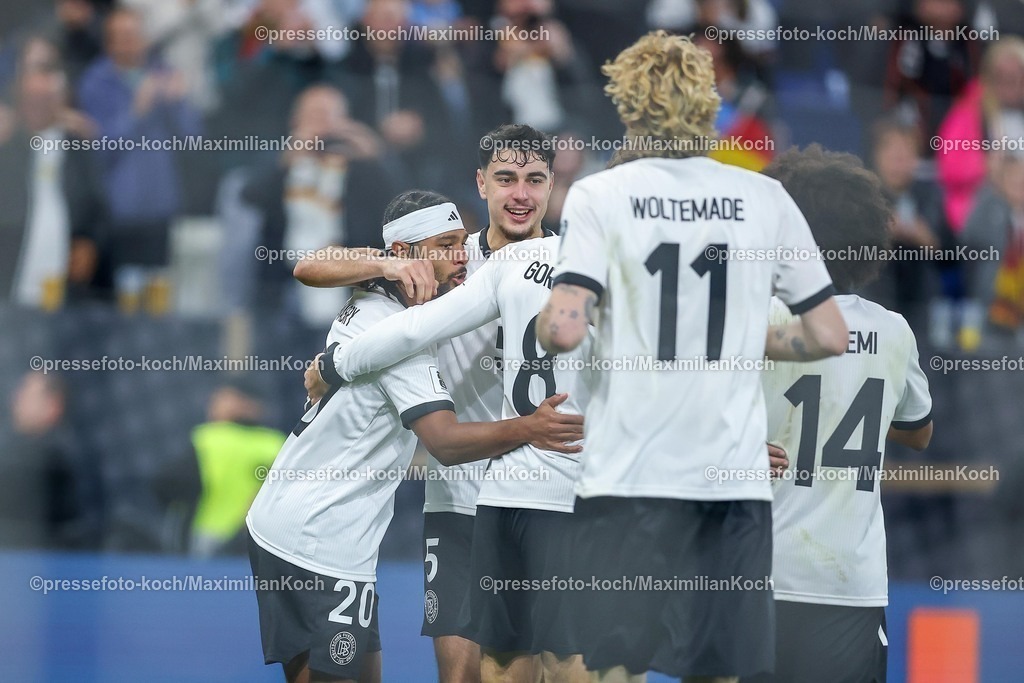 DFB10102501110 | 10.10.2025, Fußball, Länderspiel, Deutschland - Luxemburg, UEFA WM-Qualifikation, 2025/2026, Gruppe A, PreZero Arena in Sinsheim: Torjubel nach dem Tor zum 3:0 durch Torschütze Serge Gnabry (GER #20)  zusammen mit  DFB regulations prohibit any use of photographs as image sequences and or quasi-video.