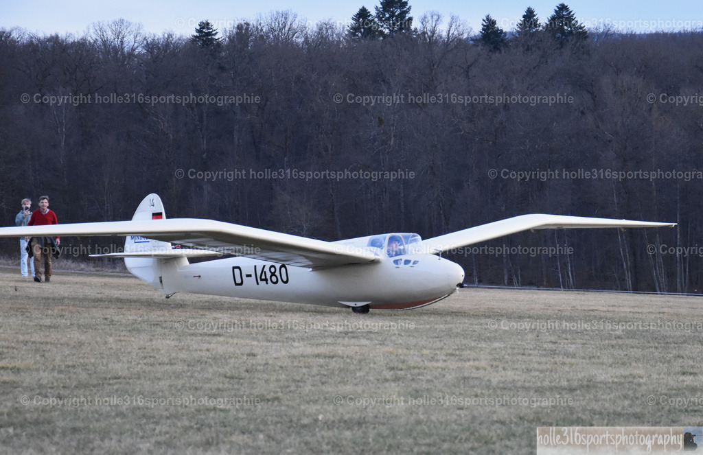 DSC_0042 | Sportfotografie , Motorsport, Motoross, Reitsport, Mointainbike, Enduro,
Landschaft , Outdoor, Eventfotografie, Landschaft, Bilder online bestellen - Realisiert mit Pictrs.com