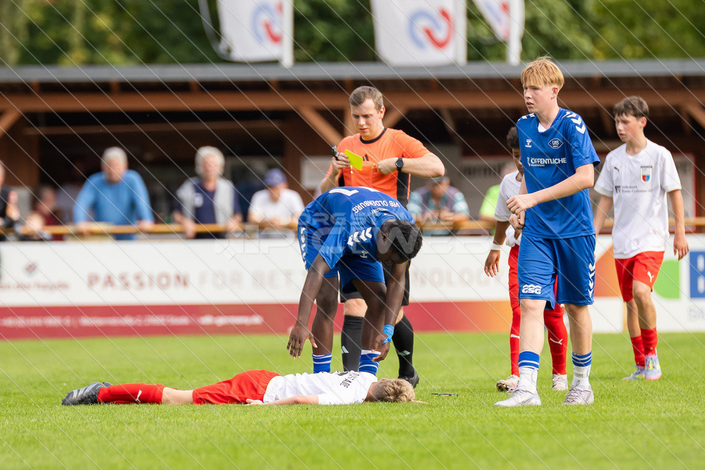 20250920_Picselweb-Fotografie_1R3_1907 | JFV D/A &amp; Stade - VfB Oldenburg0:1 VfB no70:2 VfB no70:3 VfB JFV Eigentor0:4 VfB no70:5 VfB no71:5 JFV no3 Jaric Jimenez-Voss2:5 JFV no9 Janko Sylvester3:5 JFV no16 Damian Elias Mihro Burekovic - Realisiert mit Pictrs.com