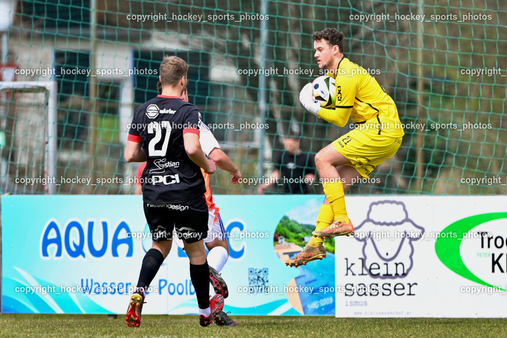 SV Rothenthurn vs. FC Dölsach | #27 Thomas Walker SV Rothenthurn, #21 Alexander Unterberger SV Rothenthurn, SV Rothenthurn vs. FC Dölsach, SV Rothenthurn vs. FC Dölsach am 04.04.2026 in Rothenthurn (Sportplatz Rothenthurn), Austria, (Photo by Bernd Stefan)