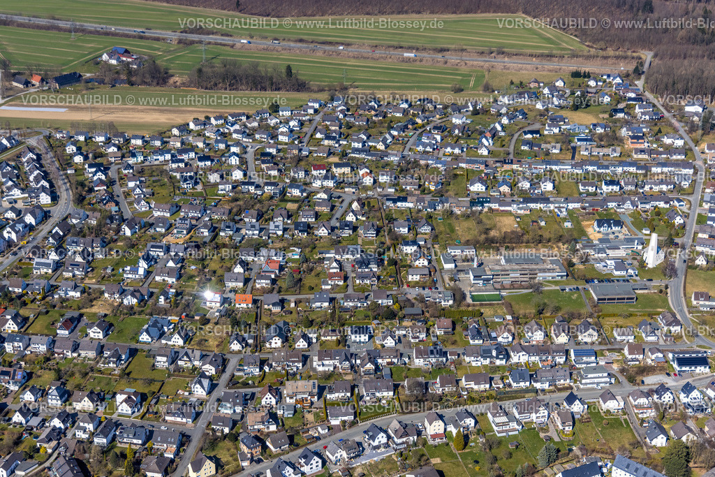 Meschede220302583 | Luftbild, Wohngebiet Meschede-Nord rund um die Breslauer Straße an der Autobahn A46, Meschede-Stadt, Meschede, Sauerland, Nordrhein-Westfalen, Deutschland