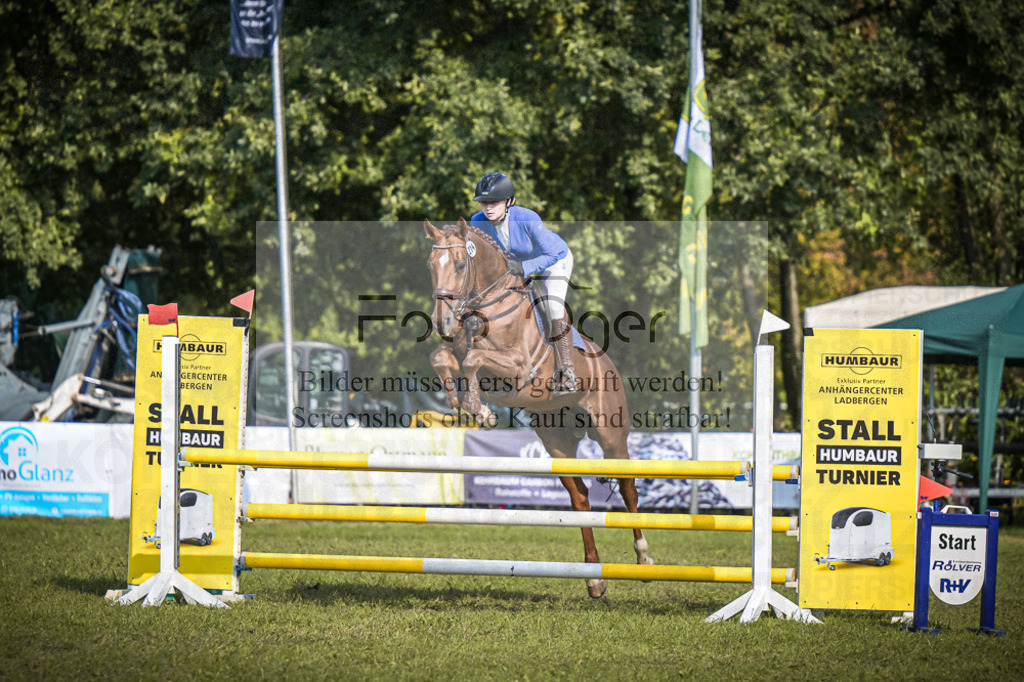DOS_1024 | Entdecke hochwertige Reitturnierfotos von Foto Oger. Professionell, emotional und authentisch – jetzt Lieblingsmomente im Shop bestellen. - Realisiert mit Pictrs.com