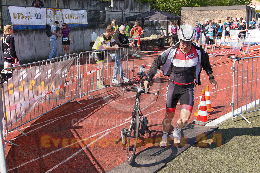 220424_1133_EV8_9030 | Sportfotografie im Rhein-Sieg Kreis, Köln, Bonn, NRW, Rheinland Pfalz, Hessen, etc. Unser Tätigkeitsfeld umfasst den Laufsport vom Volkslauf über den Marathon, Duathlon, Triathon bis zum Ultralauf wie Kölnpfad Ultra oder Schindertrail.