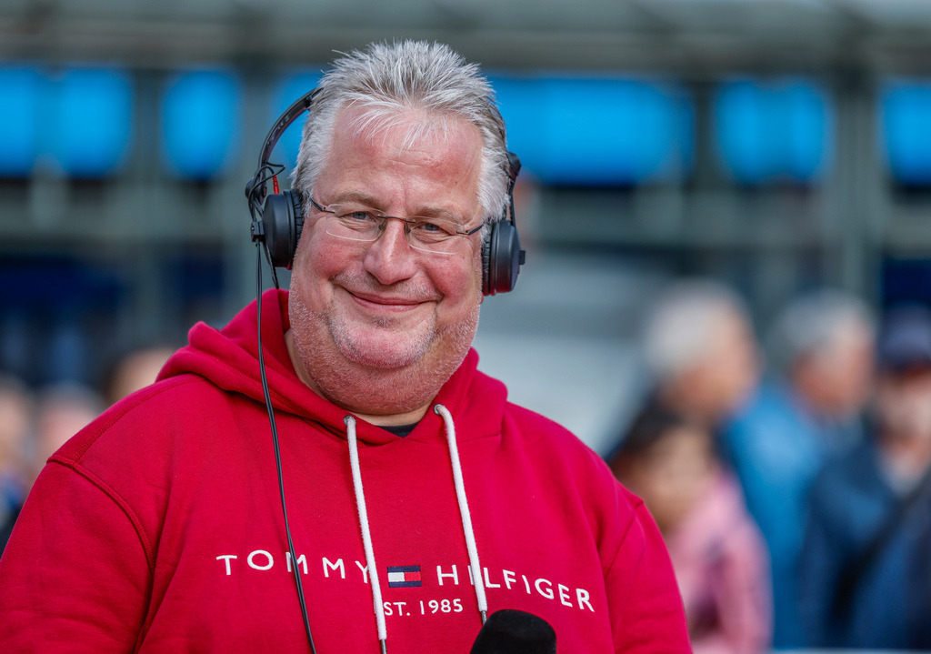 top-top.de 240913-061 | Foto, Video, Fotografie, Videografie, Fotobox, DJ, Discjockey, Musik, Musikbox, Veranstaltung, Photobooth, Amazon, Ebay, Buchtipp, Bestseller, Autor, Verlag, Buch, Wesel, Hamminkeln, NRW, Dinslaken, Rees, Drohne, Hochzeit, Party, Fotobox, Wesel, Fotograf