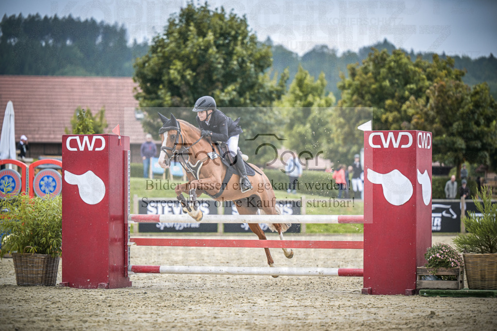 DOS_2212 | Entdecke hochwertige Reitturnierfotos von Foto Oger. Professionell, emotional und authentisch – jetzt Lieblingsmomente im Shop bestellen.Deutschlandweite Turnierfotografie. - Realisiert mit Pictrs.com