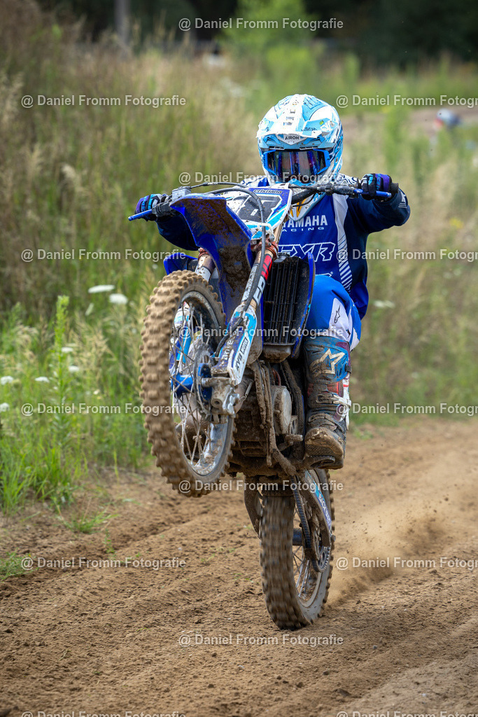 0V8A2789 | DanielFrommFotografie - Realisiert mit Pictrs.com