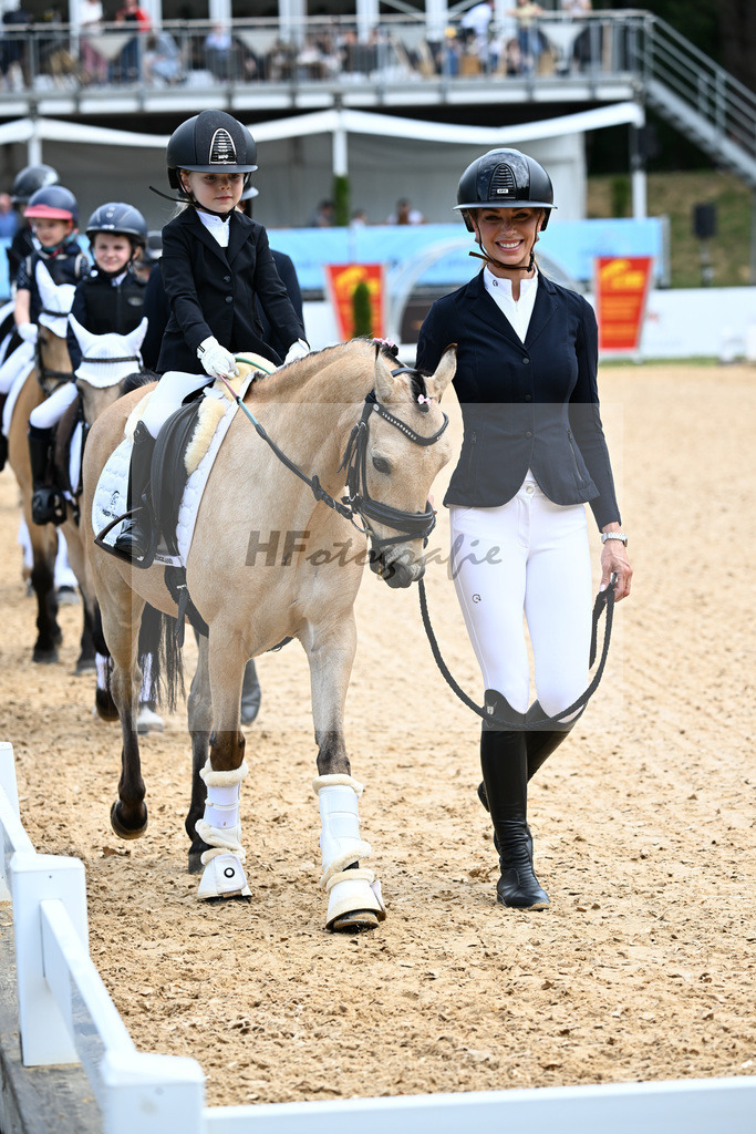 Nuernberger Burg Pokal Fuehrzuegelklasse_11256329 | hf-fotografie - Realizzato con Pictrs.com