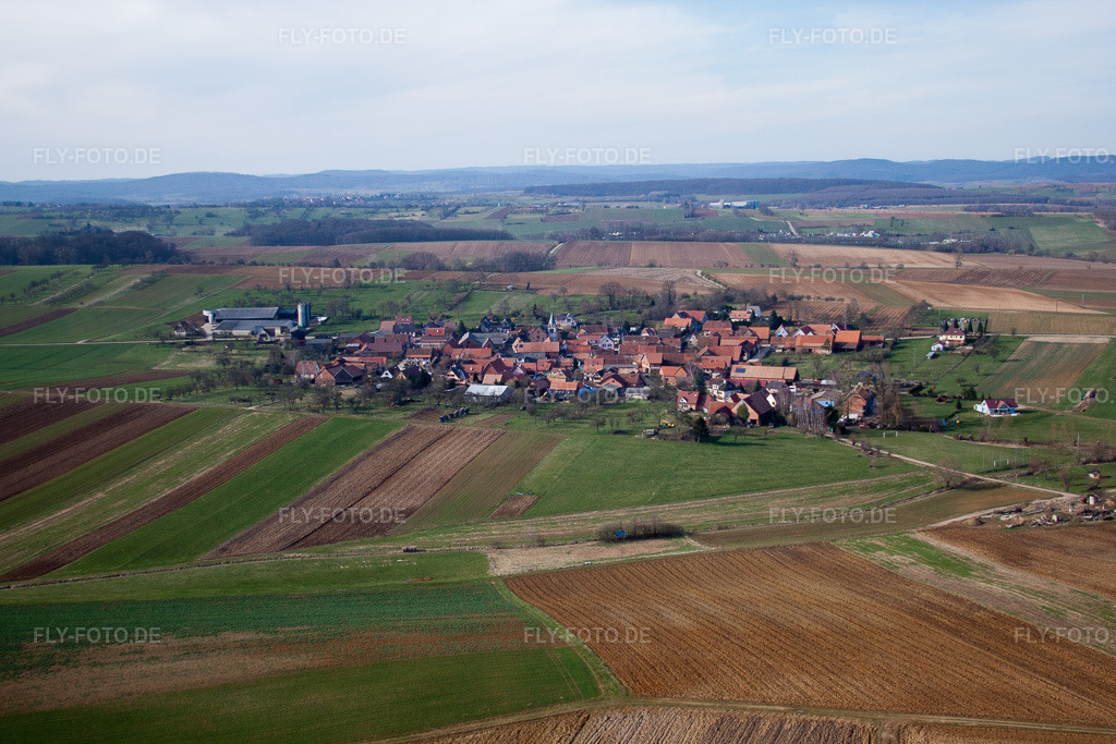 Luftbild: Ortsansicht in Zœbersdorf im Bundesland Bas-Rhin in Frankreich. Foto: IMG_38588.jpg vom 20.03.2011 durch Werner Riehm/FLY-FOTO.de