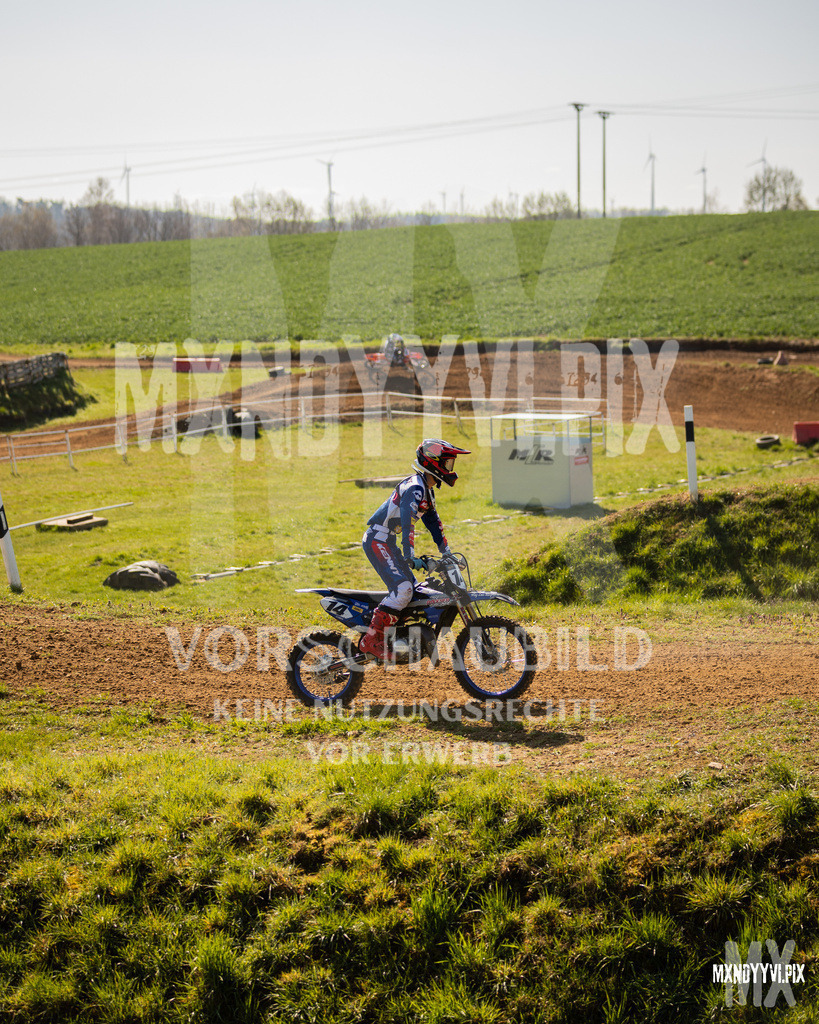 866A3002 | mxndyyvipix