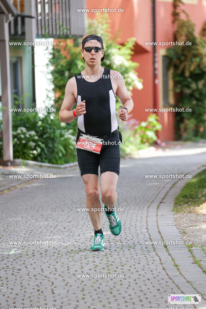 KSZ_8438 | Stadttriathlon Erding 2025. #yourpictrs #sportshot_your_pictrs @Sportshotphotography #stadttriathlonerding Copyright: www.sportshot.de