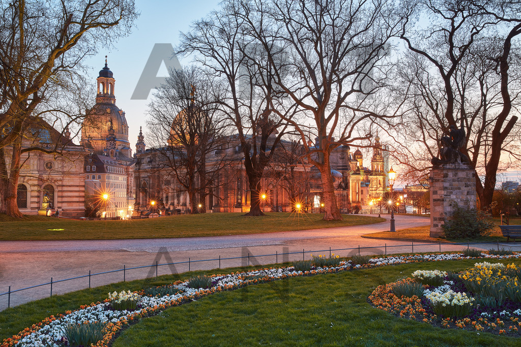 Ein Hans Fineart Original | Entdecke die Kunst von Hans Fineart - Fotografien für dein Zuhause. Verwandle deine Wände mit einzigartigen Kunstwerken und bringe die Schönheit der Welt in dein Leben. Bestelle jetzt und schaffe einen Ort der Inspiration und Eleganz.