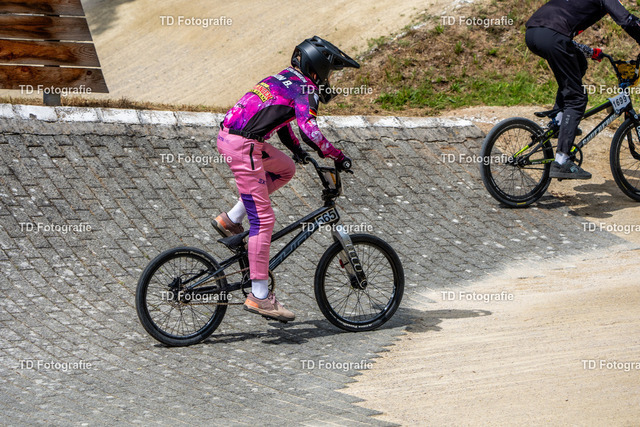 BayBMX2026-06601 | Fotogalerie von Thomas Dettweiler mit Eventbildern und lizenzfreien Fotos. Perfekt als Wandbild, für Büro, Website oder private Nutzung. - Realisiert mit Pictrs.com
