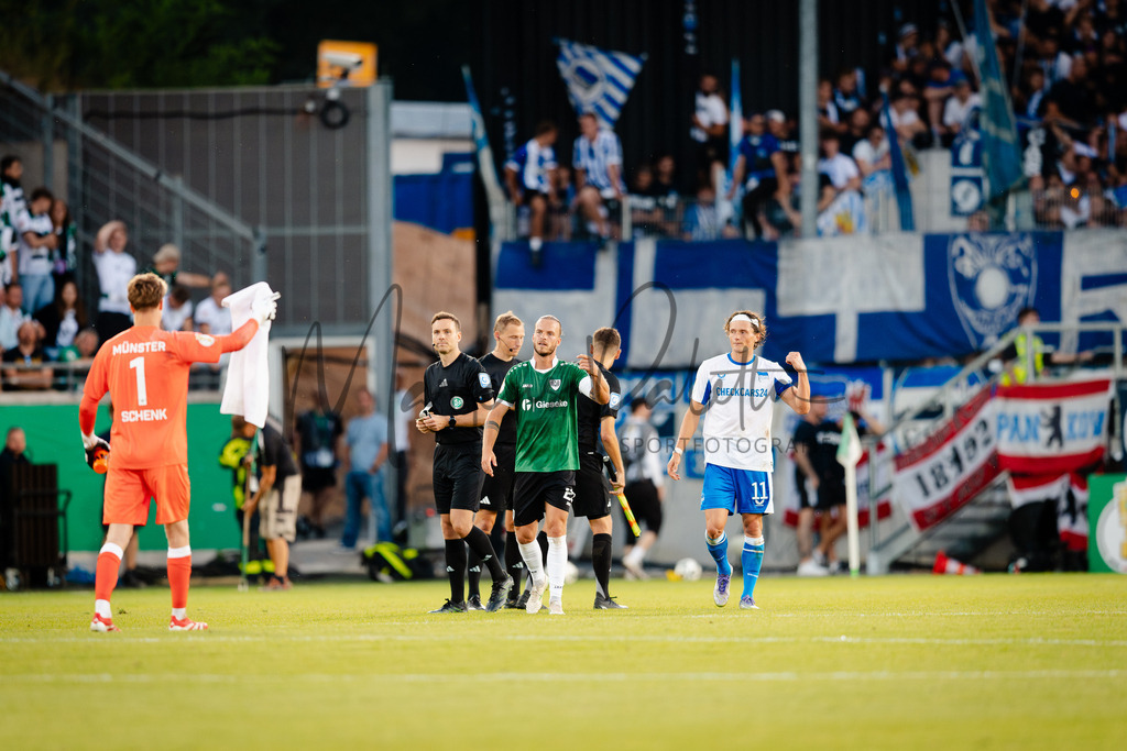 DFB-Pokal 2025/2026, 1. Runde: SC Preußen Münster - Hertha BSC Berlin | Münster, 18.08.2025: DFB-Pokal 2025/2026, 1. Runde, SC Preußen Münster gegen Hertha BSC Berlin im LVM-Preußenstadion in Münster.(Foto: sportfotografie.ms | Markus Paletta) - Realisiert mit Pictrs.com