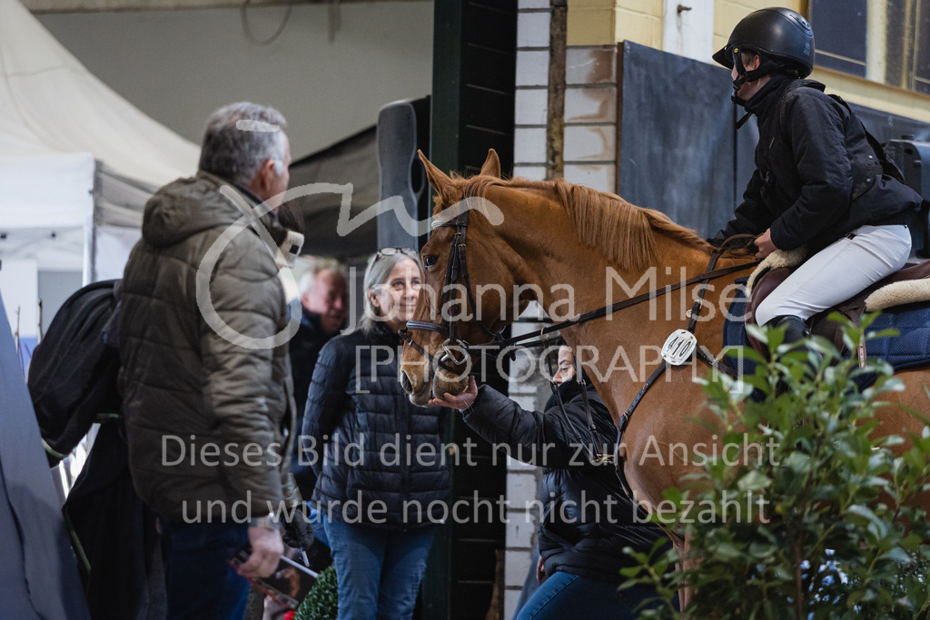 230210_Warstein_Stil-L-109 | Deine schönsten Turniermomente als professionelle Fotos! Entdecke hochwertige Pferdesport-Fotografie im Online-Shop. Jetzt Fotos finden & bestellen!