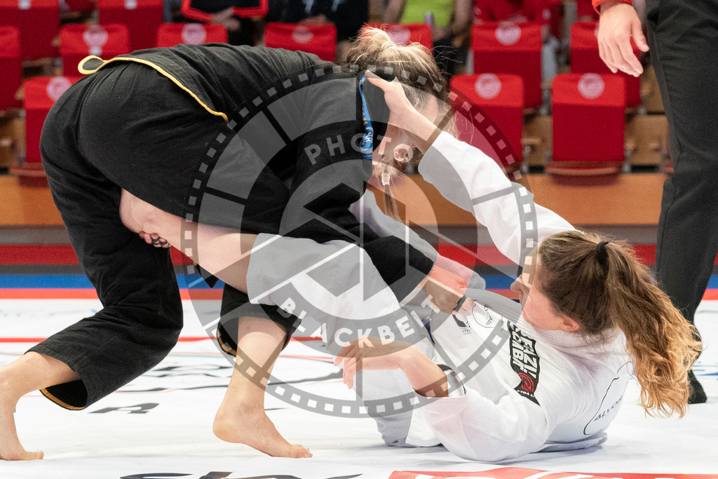 20231106PBB2383 | Fighters compete during the AJP World Master Championship in the Mubadala Arena in Abu Dhabi, Arab United Emirates, on November 6, 2023.