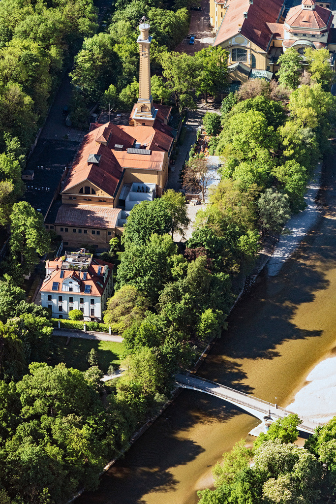 dr__0052725.jpg | MüNCHEN 07.05.2020 Gebäude der Veranstaltungshalle " Muffatwerk " an der Zellstraße im Ortsteil Au-Haidhausen in München im Bundesland Bayern, Deutschland. Weiterführende Informationen bei: Muffathalle Betriebs GmbH. // Building of the event hall "Muffatwerk" on Zellstrasse in the district Au-Haidhausen in Munich in the state Bavaria, Germany. Further information at: Muffathalle Betriebs GmbH. Foto: Daniel Reiter