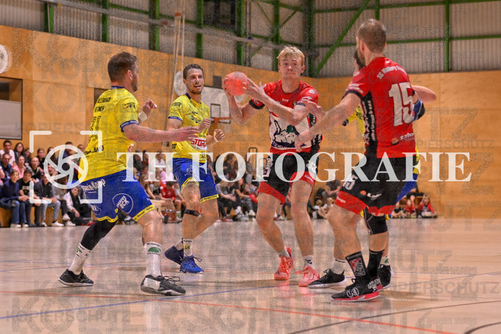 GER, SG Maulburg/Steinen - SG Allensbach/Dettingen, Handball, Landesliga Suedbaden, 2. Spieltag, Saison 2024/2025, 28.09.2024 | Jerrik Bartam (SG Maulburg/Steinen, #33) am Ball GER, SG Maulburg/Steinen - SG Allensbach/Dettingen, Handball, Landesliga Suedbaden, 2. Spieltag, Saison 2024/2025, 28.09.2024Foto: TH Fotografie/Thomas Hess