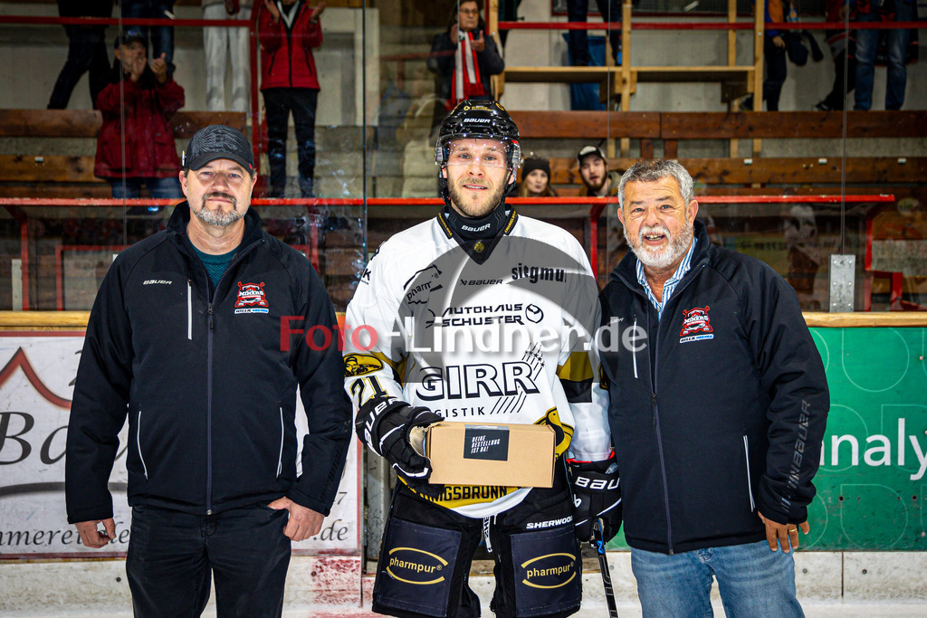 TSV Peißenberg MINERS vs EHC Königsbrunn | Eishockey Bayernliga Vorrunde 2024/2025, TSV Peißenberg MINERS vs EHC Königsbrunn, 20241027,Spieler des Spiels Florian DÖRING (EHC 21),2024-10-27 in Peißenberg (Eisstadion)Florian DÖRING (EHC 21)Copyright: WolfgangxLindner