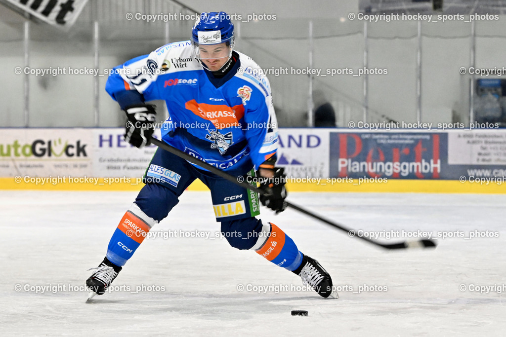 ESC Steindorf Sparkasse Feldkirchen Shooting | #11 Luka Kalan, ESC Steindorf Sparkasse Feldkirchen Shooting, ESC Steindorf Sparkasse Feldkirchen Shooting am 24.10.2025 in Steindorf (Ossiachersee Halle), Austria, (Photo by Bernd Stefan)