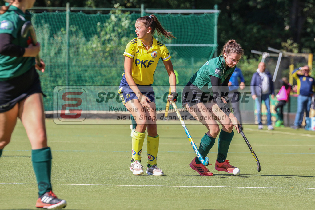 Raffelberg-Braunschweig-66 | Maria Julia Lagocki (Eintracht Braunschweig #21), Club Raffelberg - Eintracht Braunschweig am 17.9.2022 in der Hockeyanlage Club Raffelberg, Duisburg