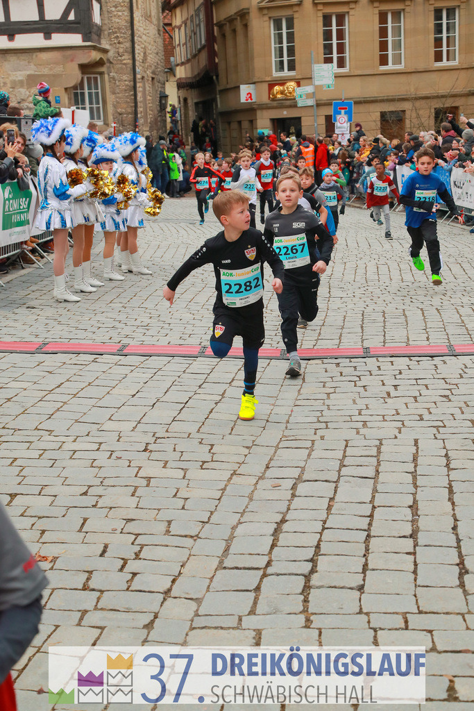 AOK JuniorCup 400m | 3Koenigslauf 2023 - Realisiert mit Pictrs.com