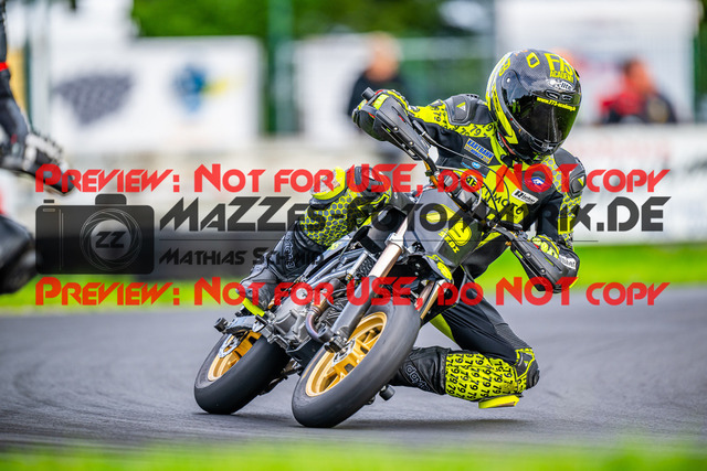 MaZZes_FotoMatrix_230920_8779 | Fotograf Mathias Schmid
Sportfotograf,
Eventfotograf,
Hochzeitsfotograf,
Portraitfotograf