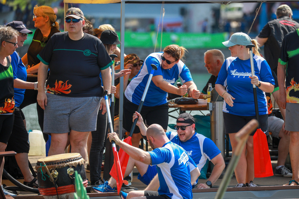 Drachenboot-Regatta_Duisburg140625_05 | Bildergalerie von Sport-Ereignissen aber auch von weiteren spannenden Dingen - nicht nur vom Niederrhein. In Anlehnung an den bekannten Spruch von Hanns Dieter Hüsch heißt das Motto: "Niederrhein ist überall".  - Realisiert mit Pictrs.com