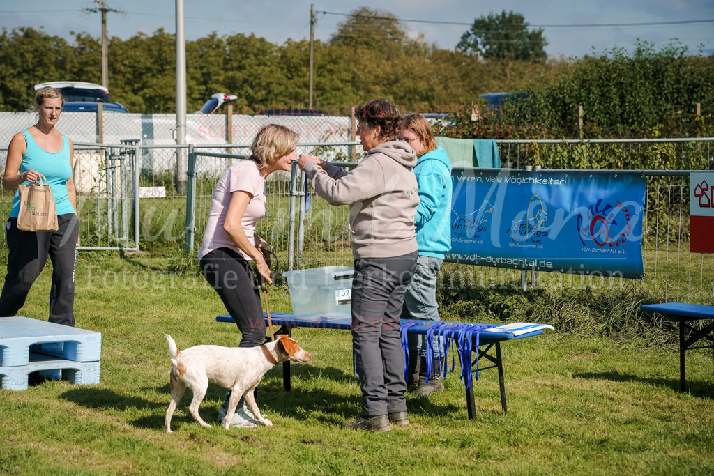 20250928_Hunderennen-730 | MuT (Mensch und Tier) mit Mona - Fotografie und Tierkommunikation - Realisiert mit Pictrs.com