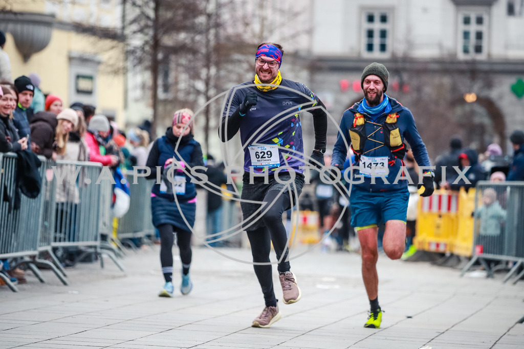 SILVESTERLAUF LINZ 25 | Linz, AUSTRIA, 31. Dezember 25, TRIRUN SILVESTERLAUF LINZ 25 , Image shows: 
Photo: WAPICS / BINDER Manuel