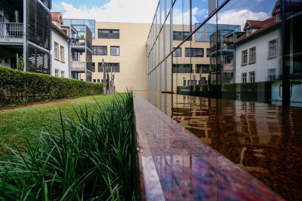 KSK | Ludwigsburg - NeoMedia - Kresisparkasse am Schillerplatz - Realisiert mit Pictrs.com