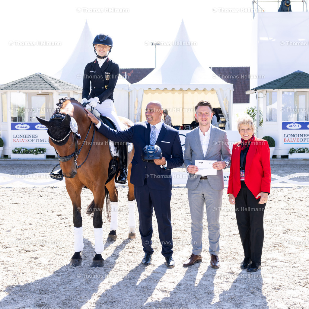 TH_647-BALLAS Pashalis (GER)_ ZINQ First Vienna FH FRH_19294 | Longines Balve Optimum 2024 am 08.06.24 in Balve, Schloss Wocklum, Thomas Hellmann, 647BALLAS Pashalis (GER), ZINQ First Vienna FH FRH
