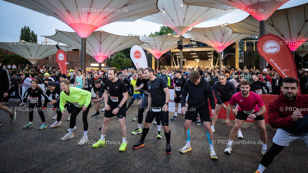 23. ASV Nachtlauf; Koeln, 13.05.26 | Impressionen vom 23. ASV Nachtlauf am 13.05.26 am Tanzbrunnen in Koeln. Foto: BEAUTIFUL SPORTS/Axel Kohring